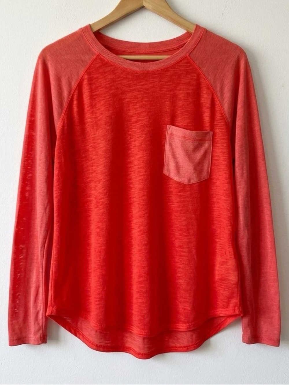 🔥 Free People Ruched Sleeve Raw Edge High Low T-Shirt Small